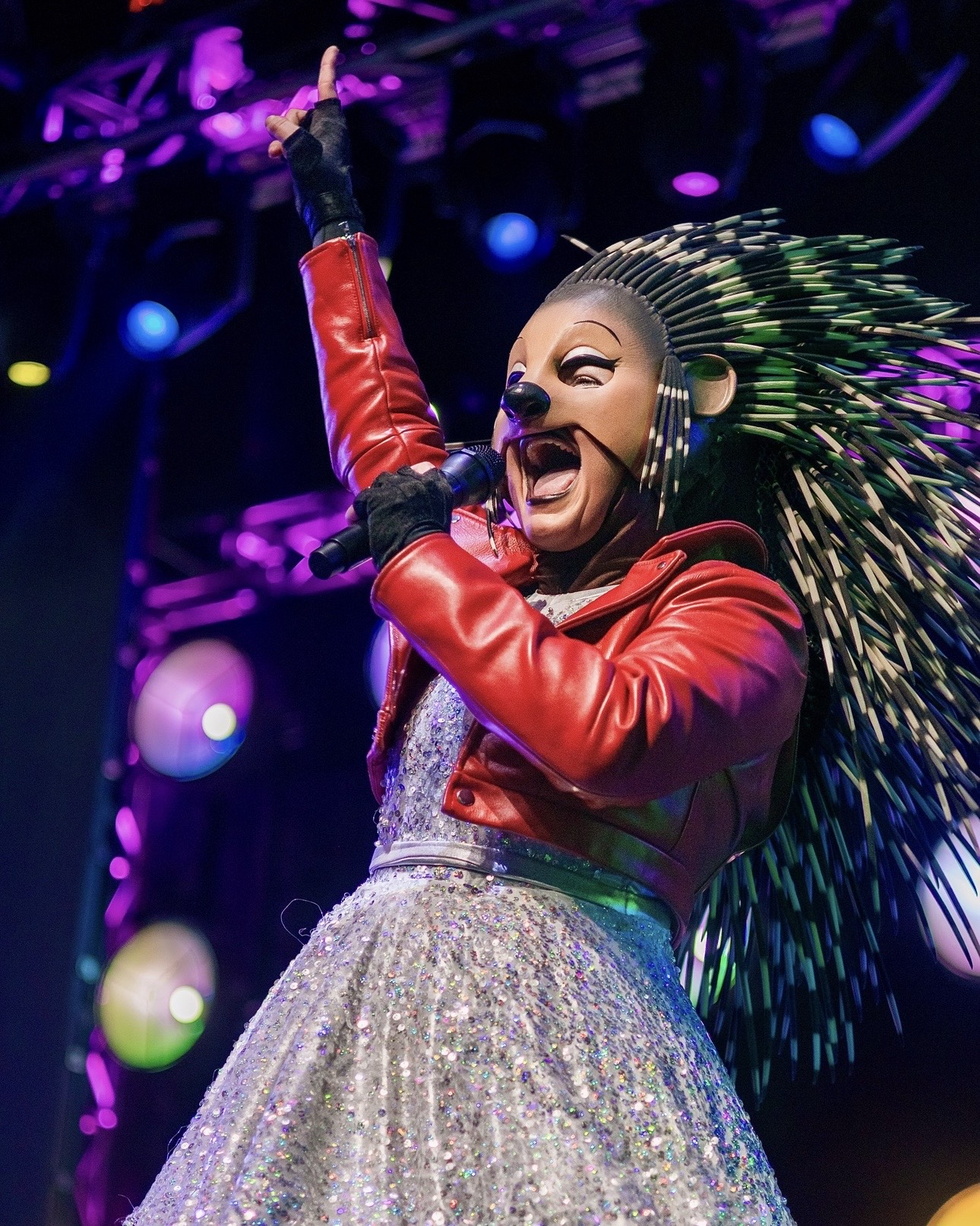 Isabel Fuentes performing SING live in Beijing 